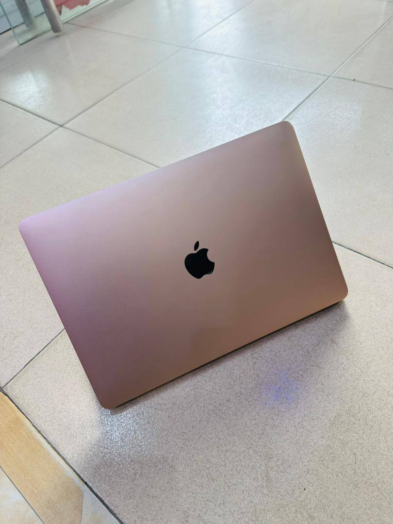 Apple MacBook Air 2019 Dual-core 8th-Generation Intel Core i5 Processor Laptop