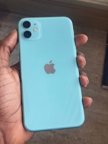 Apple Iphone 11 64GB 4GB RAM