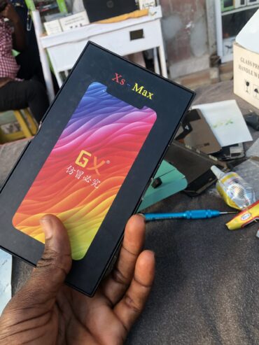 Apple Iphone XS Max Screen GX and normal screens Replacement at circle Accra