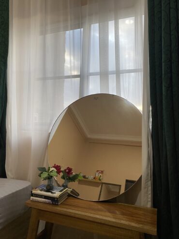 Round Decorative Mirrors