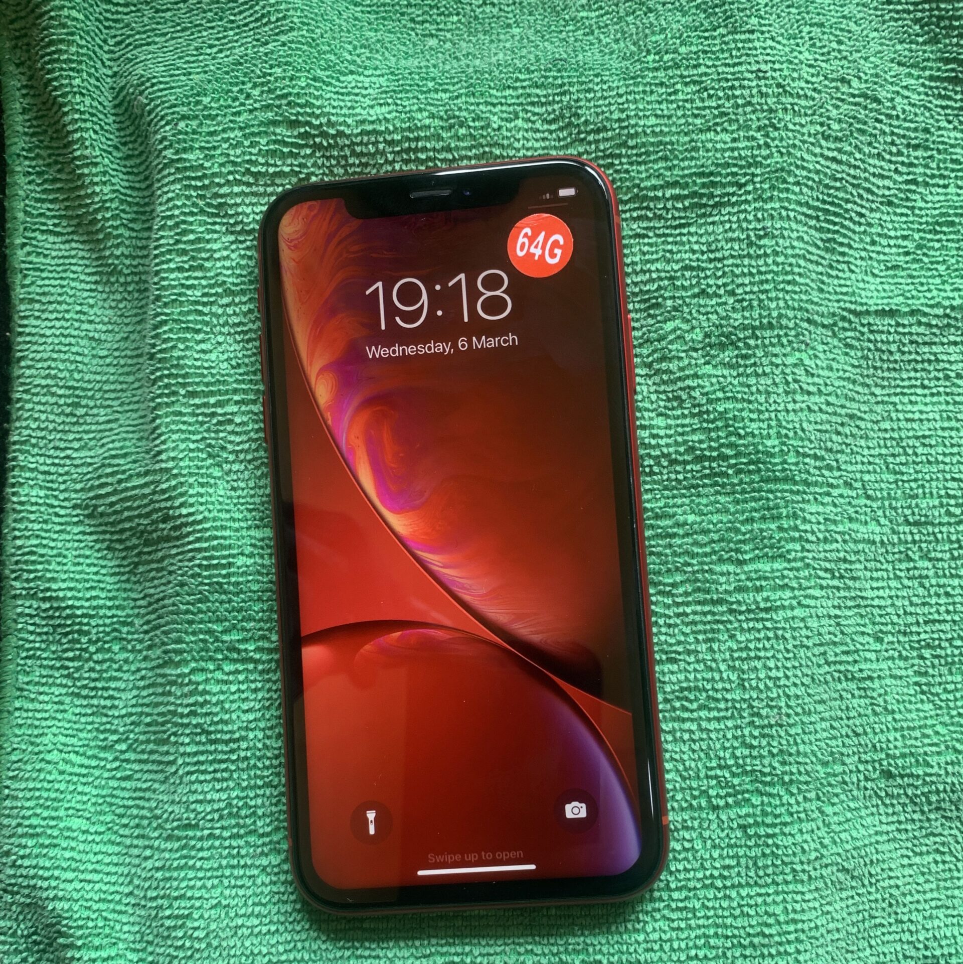 Red IPhone XR 64gb UK Used