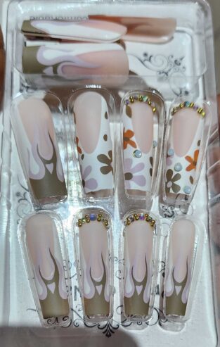 Press on nails more options